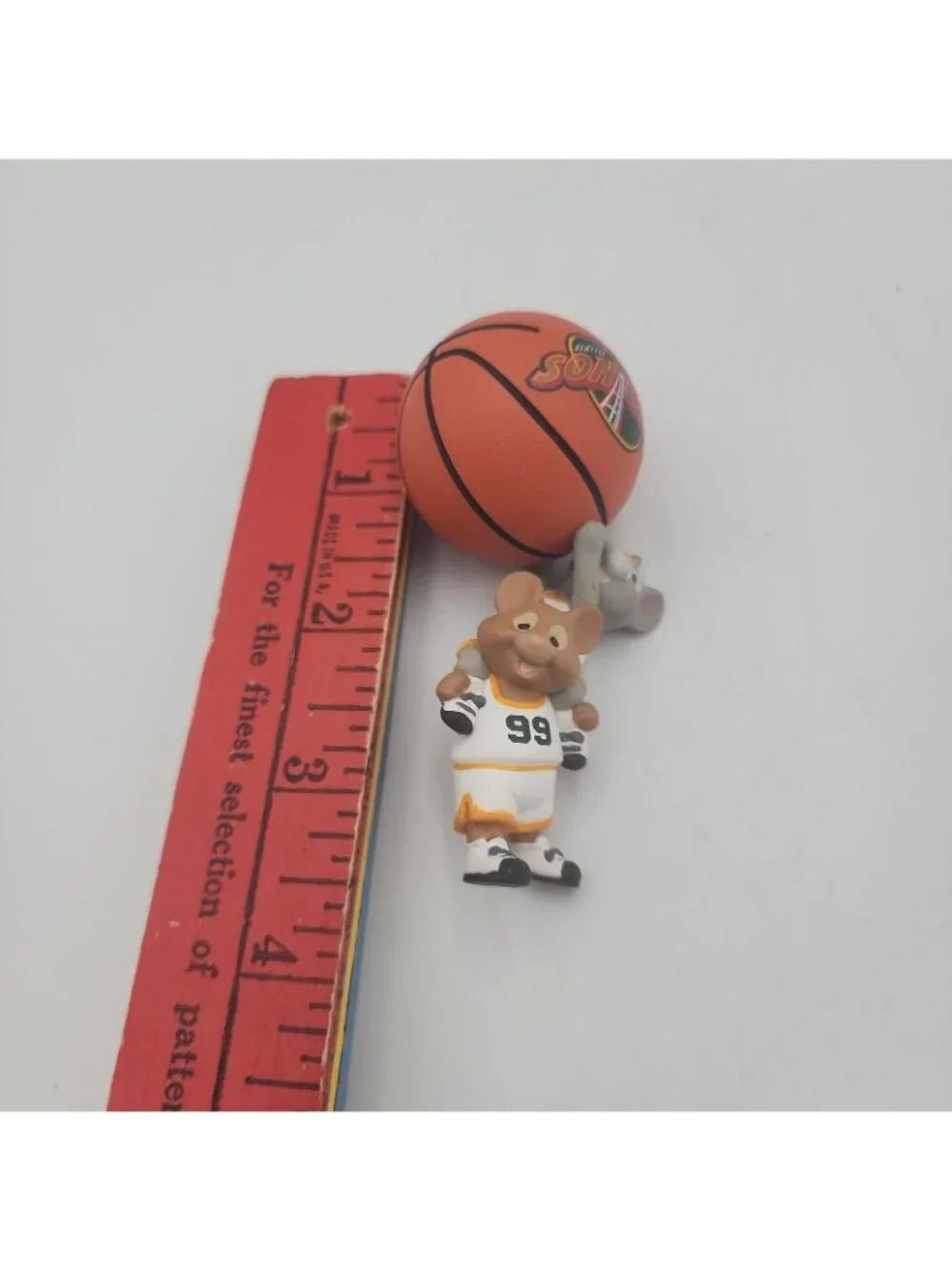 Vintage Hallmark Seattle Supersonics 1999 NBA Collection Keepsake Ornament